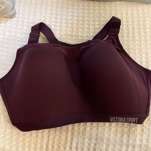 Victorias Secret Sports Bra 34DDD